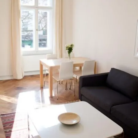 Stargarden Apartments